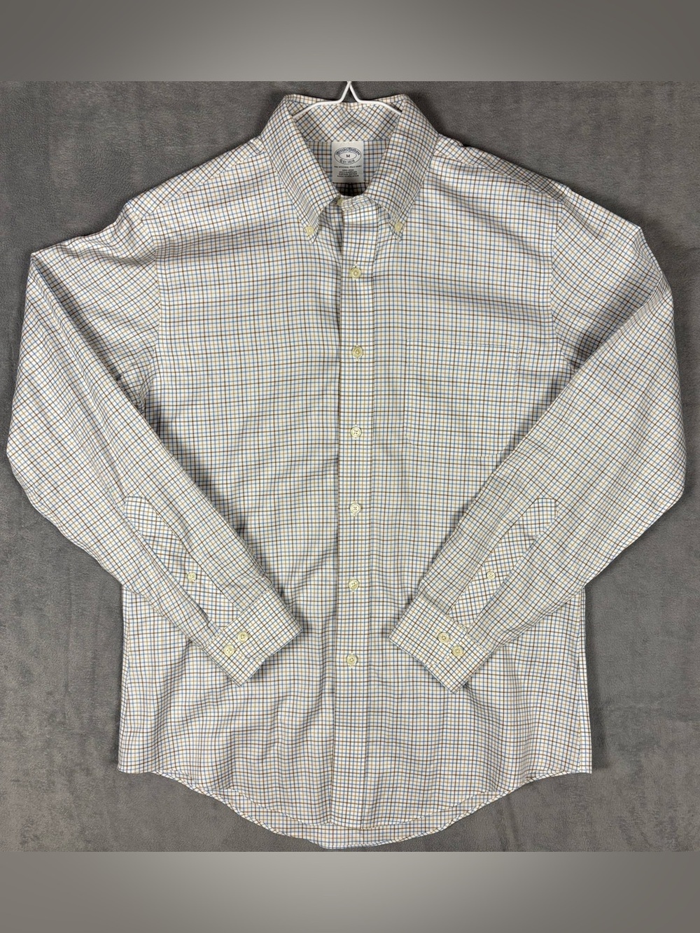 Brooks Brothers Shirt Mens Medium Non-Iron Supima Cotton Plaid Button Down 1818